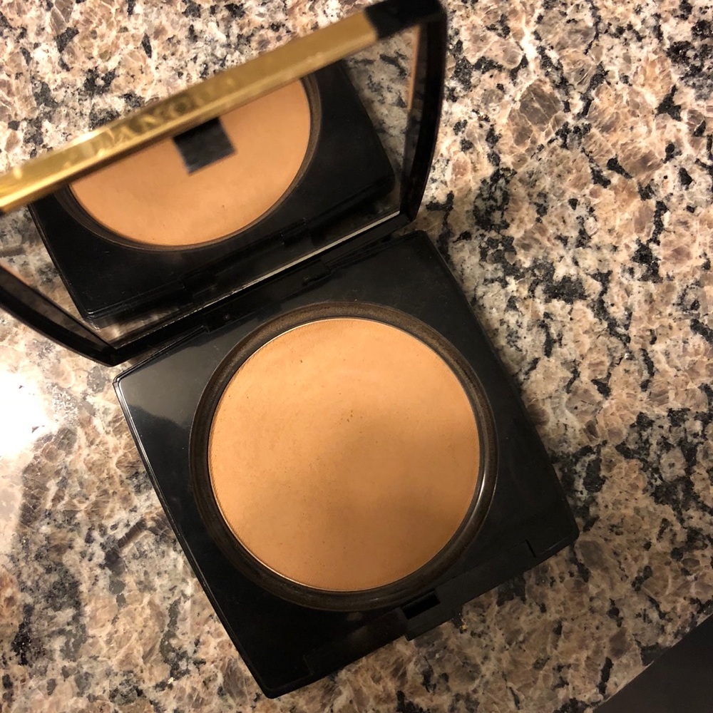 Lancôme Dual Finish Powder